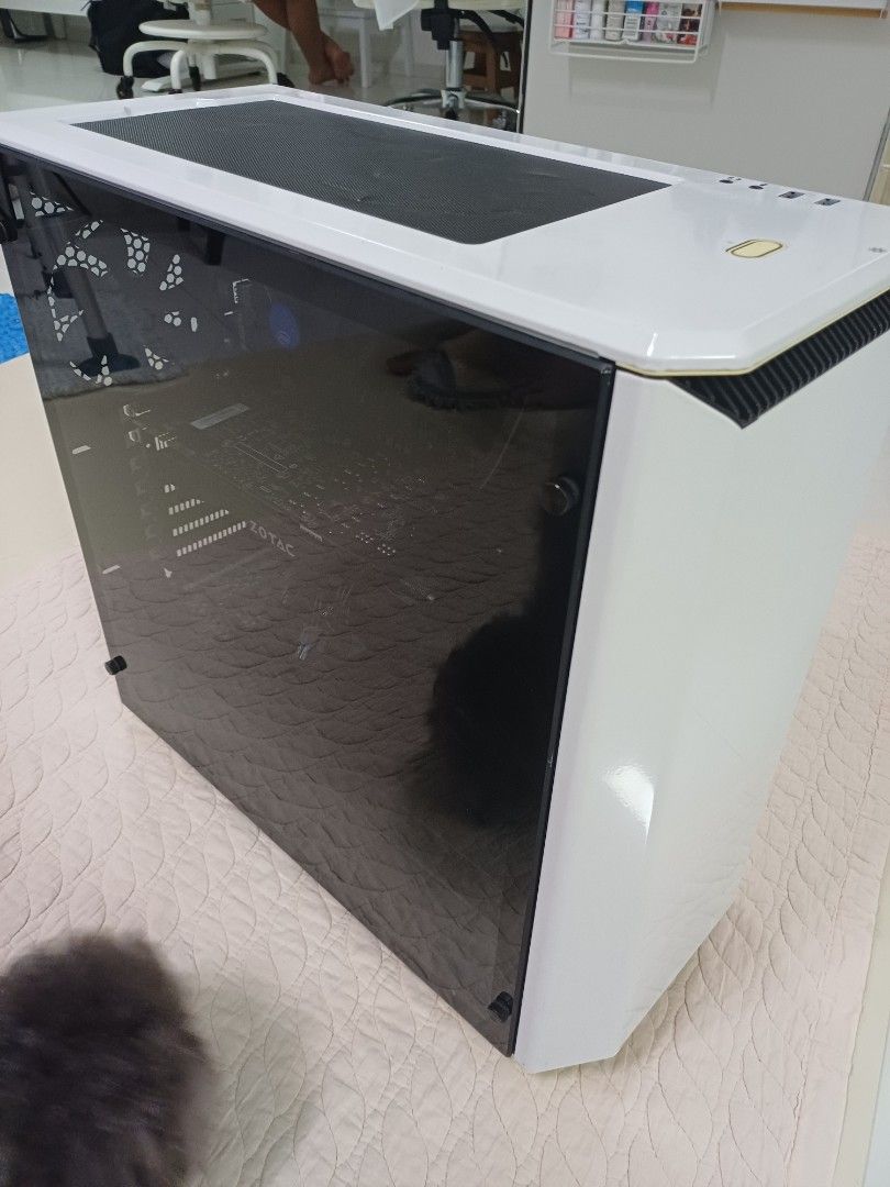 White Desktop PC - Zotac Graphics Card448530157719398401