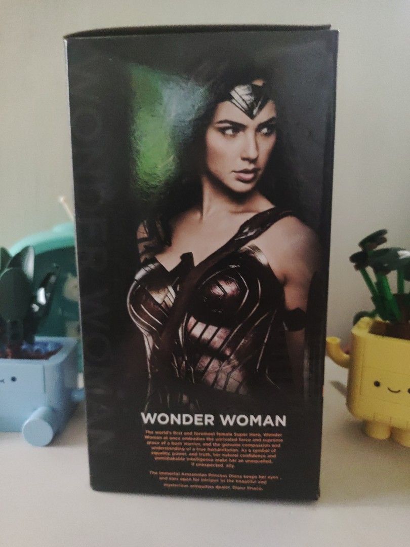 Wonder Woman Multi Charger (Category: Chargers & Cables) located in Subic. Submitted by booley (Listing ID 1436664331, Image 3). Description: .