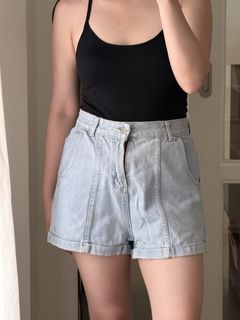 (Category: ) located in . Submitted by curator.noona (Listing ID 1436672222, Image 1). Description: .