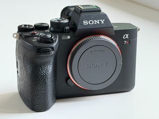 （分類：）位於 。 由 fapcan 提交（商品編號 1436886340，圖片 1）。簡介： 。