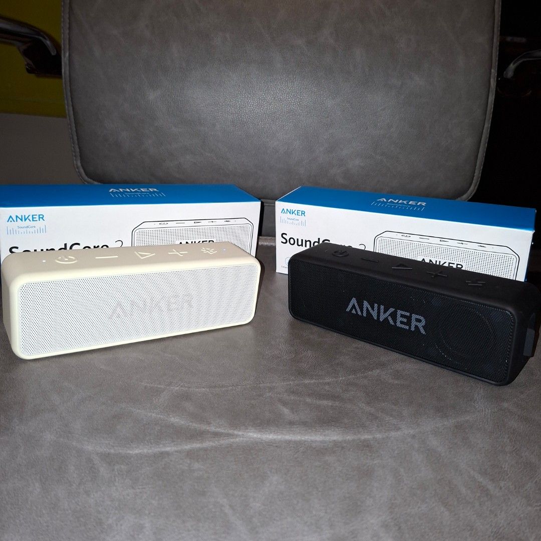 Anker SoundCore 2 Bluetooth Speaker (Category: Soundbars, Speakers & Amplifiers) located in Pasig City. Submitted by fast-ship (Listing ID 1436954525, Image 2). Description: - Anker SoundCore 2 Bluetooth speaker - Available colors: Black and White - Features volume control buttons - Compact and portable design - Anker and SoundCore 2 branding present.