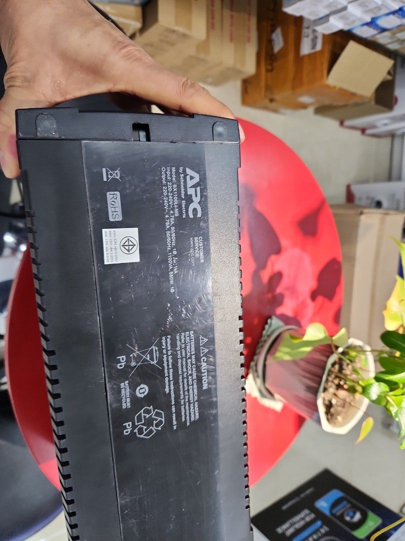 APC Back-UPS 1100 - Uninterruptible Power Supply449382083514214402