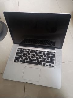 Apple MacBook Pro456481498485893120