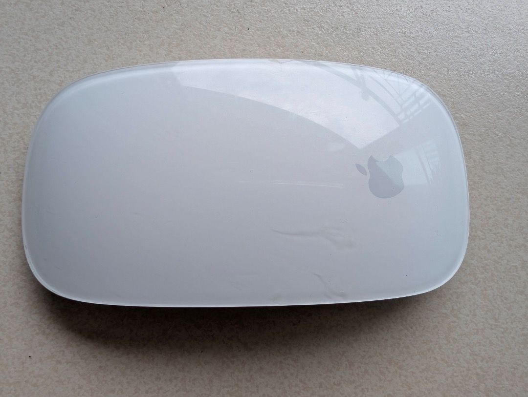 Apple Magic Mouse - White449143120394332160