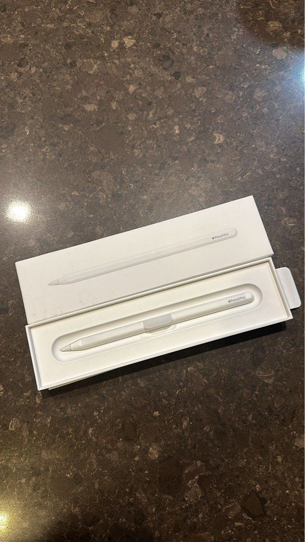 Apple Pencil Pro - Brand New449708430228858881