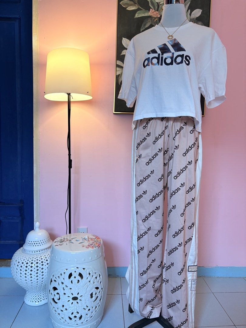 AUTHENTIC ADIDAS ADIBREAK NUDE SNAP SWEATPANTS (Category: Other Bottoms) located in Davao. Submitted by flamingopark (Listing ID 1436844350, Image 2). Description: Worn TWICE ONLY. NO ISSUE. SIZE 40. FITS LARGE TO XL. Bought this in ADIDAS BRANCH. NOT UKAY. RFS—decluttering season! ₱1,500. Bought this for 4,500🙏.
