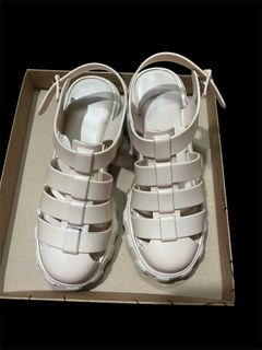 (Category: ) located in . Submitted by youneedretailtherapy (Listing ID 1436853880, Image 1). Description: .