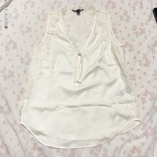 (Category: ) located in . Submitted by jclosetclearance (Listing ID 1436979981, Image 1). Description: .