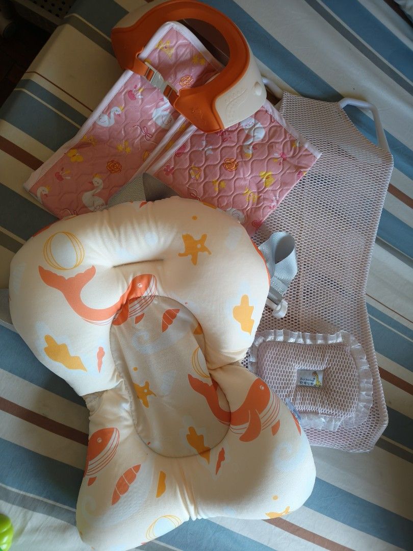 Free Baby Bath bed, Changing Mat, Bath Accesories (Category: Bathtub & Bath Accessories) located in Santa Rosa. Submitted by authenticsforless (Listing ID 1436879083, Image 1). Description: Free for pickup only , loc : Sta Rosa City Laguna.