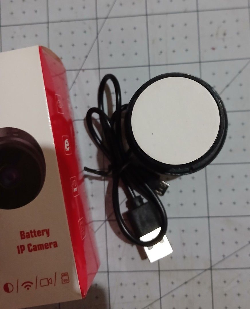 Battery IP Camera (Category: Security Systems & CCTV Cameras) located in Manila. Submitted by thecollectibleshop (Listing ID 1436915750, Image 2). Description: This is a new small cctv camera. Item never been used. Buyer pays for the shipping fee..