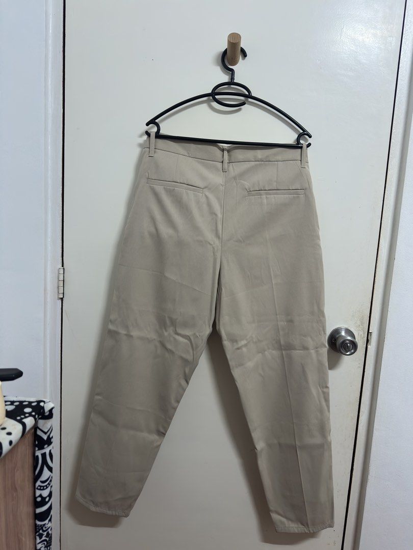 Beige Pants (Category: Jeans) located in Manila. Submitted by hutfris (Listing ID 1436905288, Image 3). Description: - ACHS AWAKE beige pants - Straight leg style - Features button closure - Includes side pockets - Tag visible in photos Size 34 Small Fit Can fit to 32 USA Men.