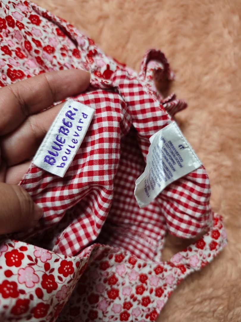 BLUEBERRI KIDS DRESS (Category: Babies & Kids Fashion) located in Imus. Submitted by eykc01 (Listing ID 1436987341, Image 3). Description: 4YO LIKE NEW.
