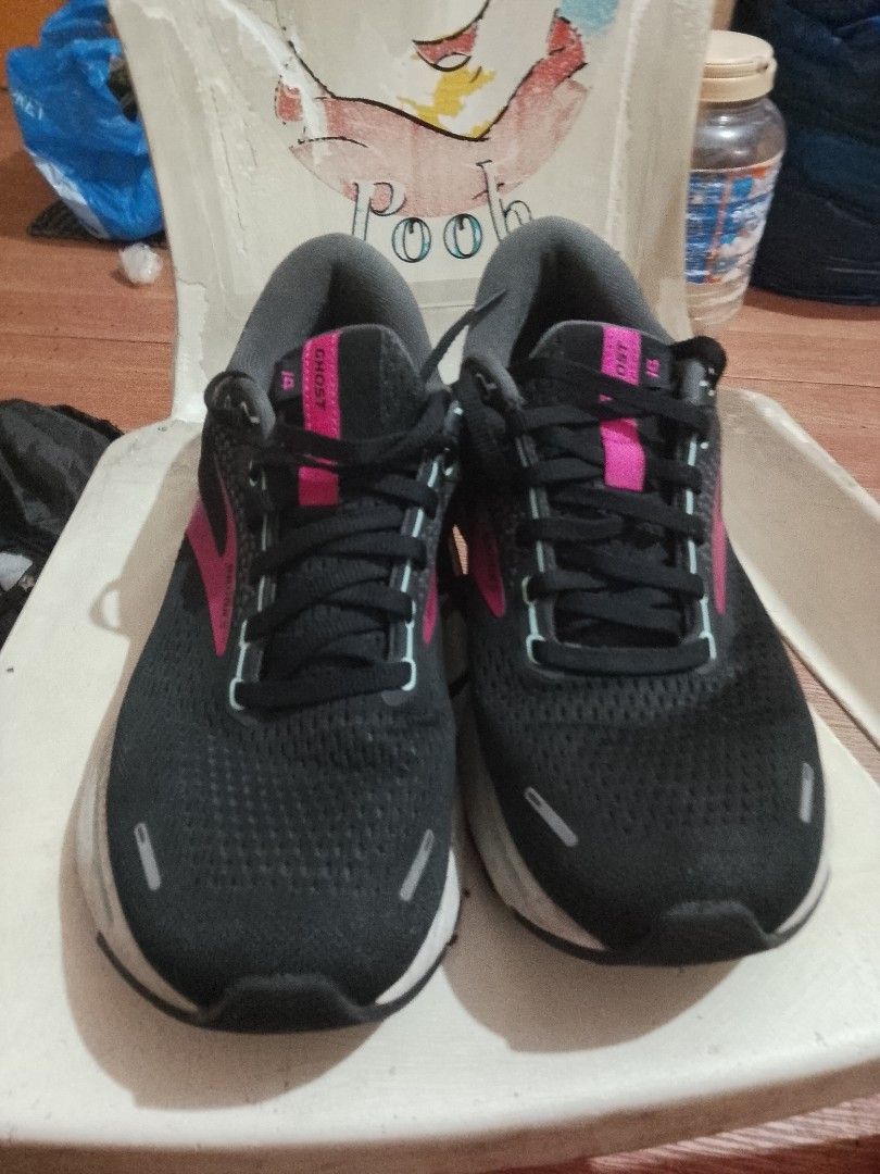 Brooks Ghost 14 Black Pink Running Shoes (Category: Sneakers) located in Manila. Submitted by randomfindsbyklark (Listing ID 1436904353, Image 1). Description: - Brooks Ghost 14 running shoes - Black upper with pink accents - White sole - Brooks logo visible - Black laces - Padded tongue - Brooks logo on insole.