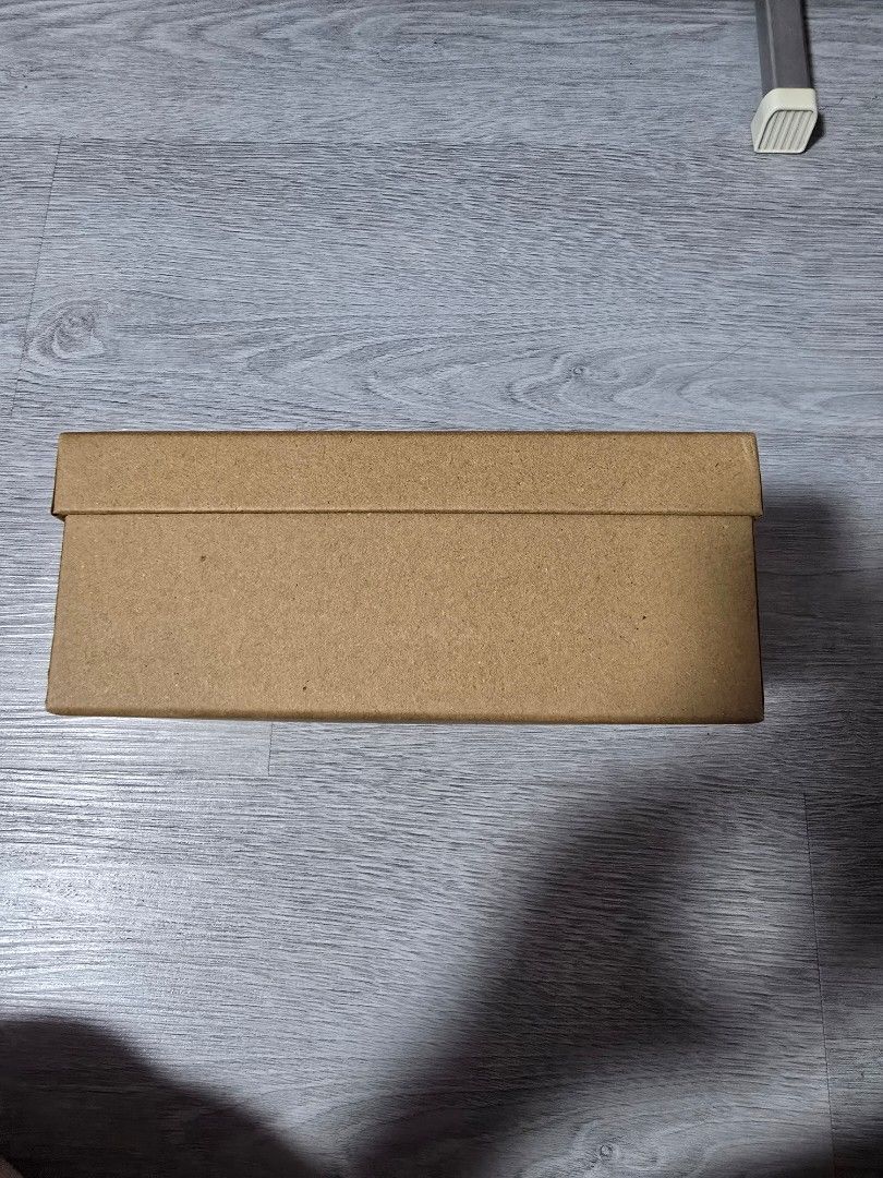 Brown Cardboard Box449321112248657921