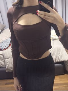 (Category: ) located in . Submitted by selling_preloved24 (Listing ID 1436944951, Image 1). Description: .