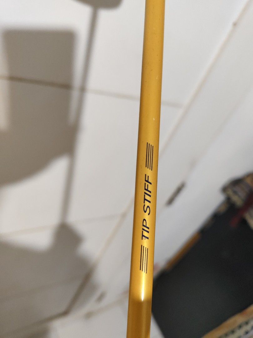 Callaway Great Big Bertha War Bird 10° Driver (Category: Golf) located in Bulacan. Submitted by babz30261 (Listing ID 1436978375, Image 2). Description: - Callaway Great Big Bertha War Bird Driver - 10° loft - Titanium head - Gold-colored shaft - Shaft: '65 GOLD LOW TORQUE S-FLEX' - Tip stiff - Ready for the golf course.