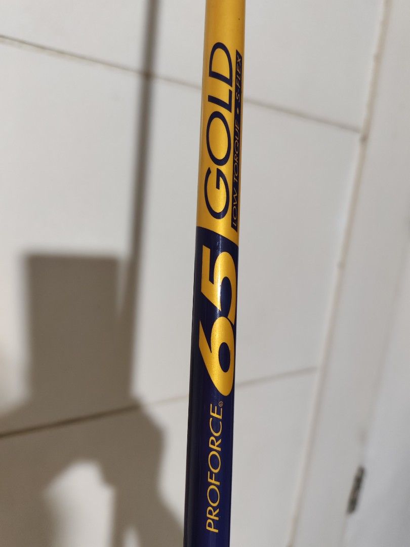 Callaway Great Big Bertha War Bird 10° Driver (Category: Golf) located in Bulacan. Submitted by babz30261 (Listing ID 1436978375, Image 3). Description: - Callaway Great Big Bertha War Bird Driver - 10° loft - Titanium head - Gold-colored shaft - Shaft: '65 GOLD LOW TORQUE S-FLEX' - Tip stiff - Ready for the golf course.