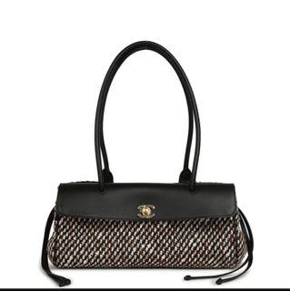 (Category: ) located in . Submitted by shiro047 (Listing ID 1436914605, Image 1). Description: .