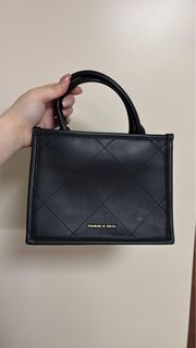 （分類：）位於 。 由 c.l___ 提交（商品編號 1436950013，圖片 1）。簡介： 。