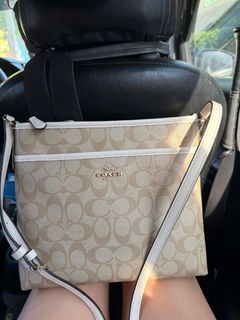 (Category: ) located in . Submitted by japanph (Listing ID 1436919233, Image 1). Description: .