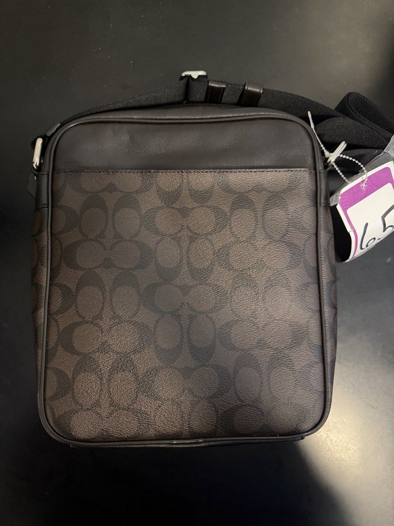Coach Signature Messenger Bag (Category: Luxury Bags & Wallets) located in Manila. Submitted by martinavaldez (Listing ID 1436964254, Image 2). Description: Coach Charles Flight Bag in Mahogany/Black Price is negotiable :) .