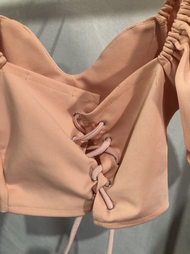 Crop Blouse (Category: Blouses) located in Cavite. Submitted by myprelovedstars (Listing ID 1437016264, Image 2). Description: XS-S.