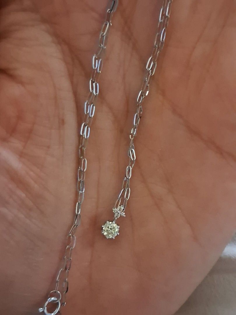 Diamond Pendant Necklace 18k wg (Category: Necklaces) located in Quezon City. Submitted by jacquesparkles (Listing ID 1436850990, Image 1). Description: 18k Japan gold pendant est tcw 0.25 18k wg necklace 17.5 in total weight 1g layaway ok 30 days dp 7000.