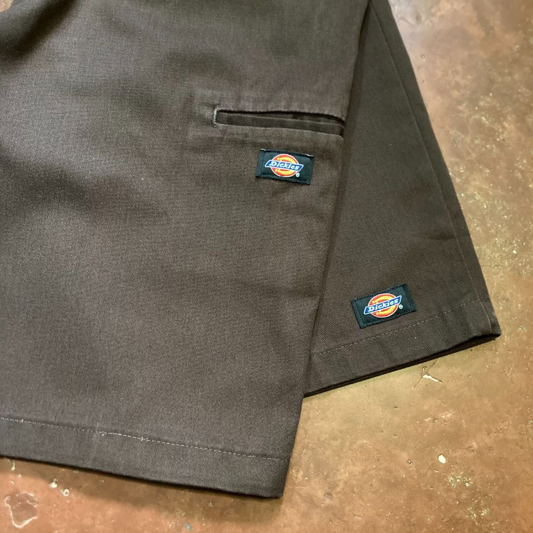 Dickies relaxed fit work shorts (Category: Shorts) located in Rizal. Submitted by sensorix___ (Listing ID 1436949321, Image 3). Description: These are brown Dickies relaxed fit work shorts featuring a 12-inch inseam and multi-use pockets. DIMENSION: Waist - 31-32" Length - 22.5" Inseam - 12" Leg opening - 10.5" CONDITION - BRAND NEW COLOR RATE - 10 OUT OF 10.