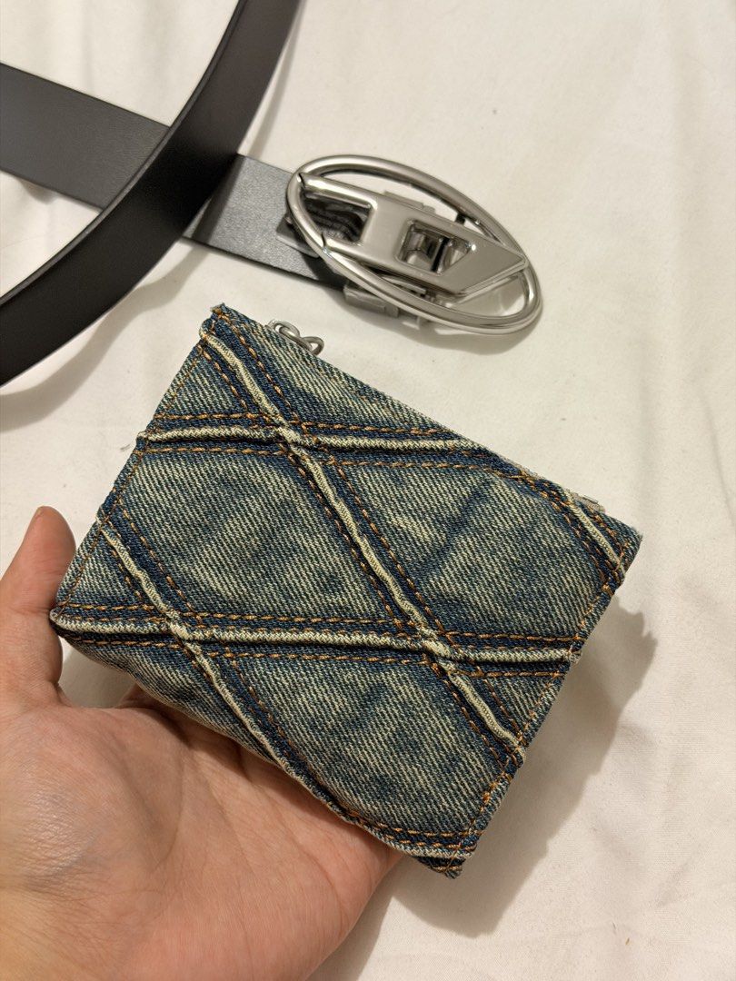 Diesel Denim Quilted Wallet (Category: Luxury Bags & Wallets) located in Paranaque City. Submitted by eleycruz (Listing ID 1437015161, Image 3). Description: - Authentic Diesel wallet - Unique denim design - BRAND NEW, bought @ japan - iniwan na yung box sa japan/no box anymore - Perfect gift or everyday use.