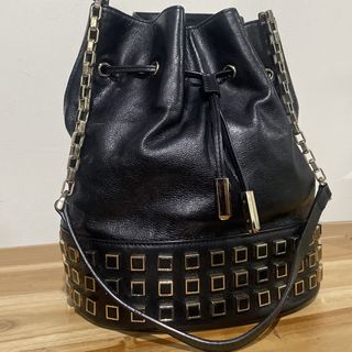(Kategori: ) berada di . Dikirim oleh hernoire (ID iklan 1437006576, Gambar 1). Deskripsi: .