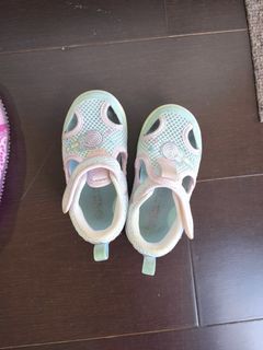 (Category: ) located in . Submitted by annabbee1 (Listing ID 1436866554, Image 1). Description: .