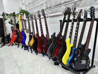 (Category: ) located in . Submitted by leemans_guitarama (Listing ID 1436943706, Image 1). Description: .