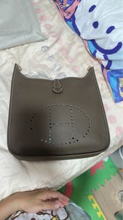 （分類：）位於 。 由 GiGi36Mak 提交（商品編號 1436941033，圖片 1）。簡介： 。