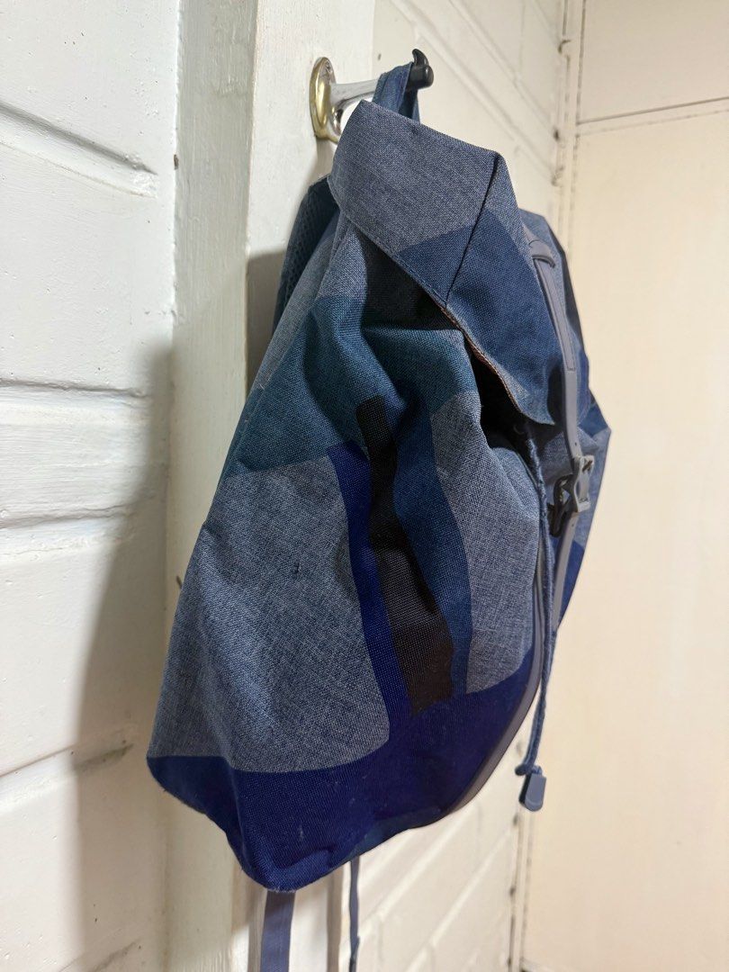 Herschel Backpack - Blue Geometric Pattern (Category: Backpacks) located in Santa Rosa. Submitted by pamobs (Listing ID 1436899468, Image 2). Description: - Herschel backpack with a unique blue geometric pattern. - Adjustable shoulder straps. - Top flap closure with buckle. -Fits 13 inch laptop.