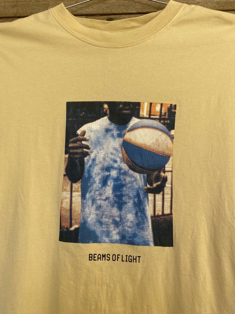 H&M Beams Of Light (Category: Tshirts & Polo Shirts ) located in Bayombong. Submitted by fliptique (Listing ID 1436975800, Image 2). Description: H&M Beams Of Light Excellent Condition Size on tag : Small Dimes : 20”x26.5” Shoulder To Shoulder : 18.5” Sleeve Length : 8” Color Rate : 10 Issue : ❌❌❌ 650 + sf Nueva Vizcaya Loc Hit a message if interested .