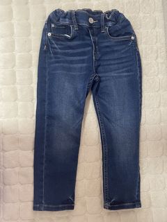 (Category: ) located in . Submitted by cchloepreloved (Listing ID 1436860450, Image 1). Description: .