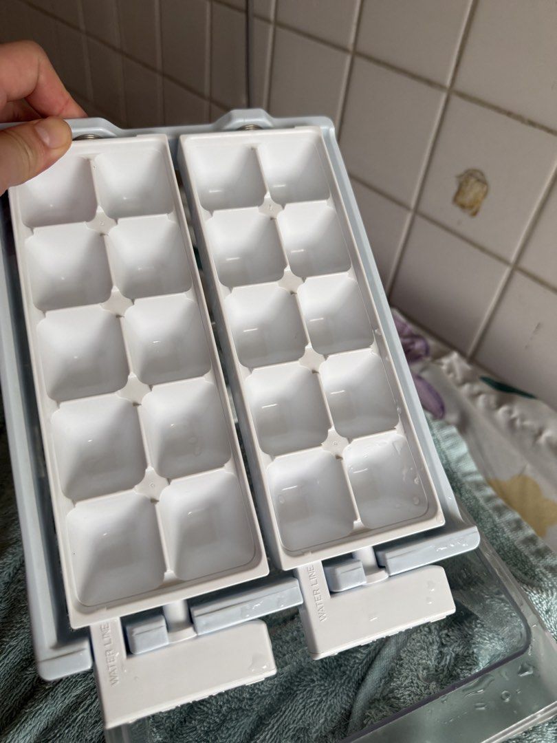 Ice Cube Tray - White449560732700528641