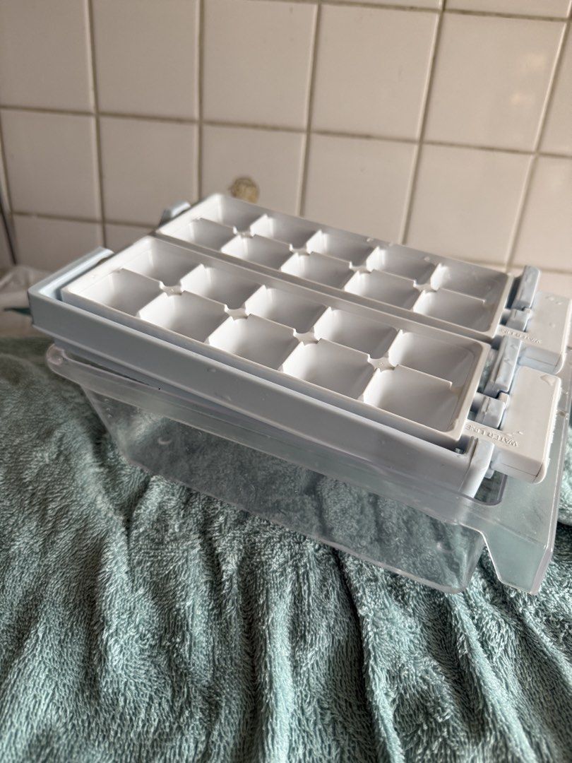 Ice Cube Tray - White449560732700528640