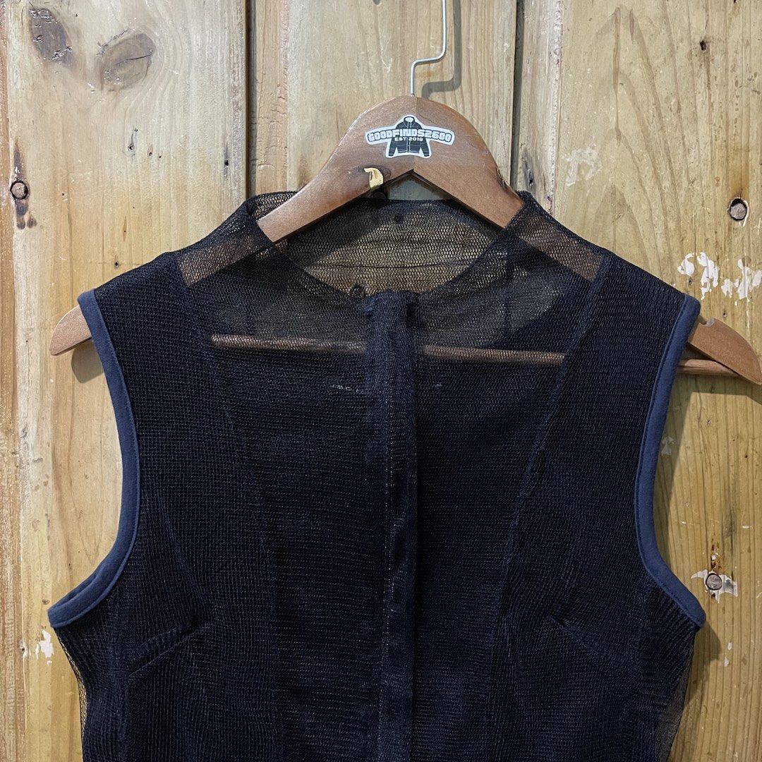 I.S.O Mesh Pleated Zip Vest for Her (Category: Vests) located in Baguio. Submitted by goodfinds2600v2 (Listing ID 1436834074, Image 2). Description: Size on tag: S fits S-M Dimensions: L-23 W-16.5 Description: womens Condition: Excellent Issue/s: — #vestforwomen #pleated #mesh #vest.