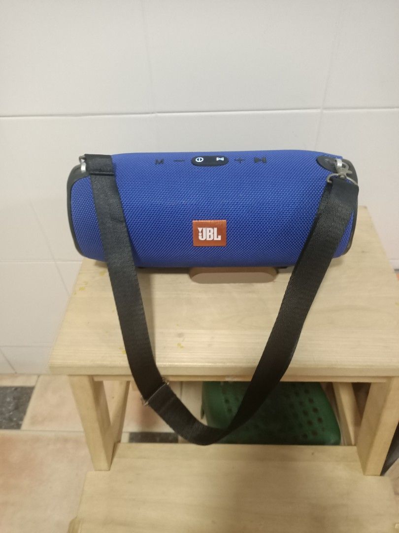 JBL Xtreme Bluetooth Speaker - Blue449257596540702720