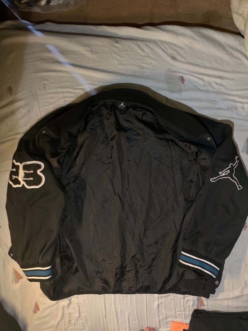 JORDAN VARSITY JACKET (Category: Coats, Jackets and Outerwear) located in Polangui. Submitted by laur- (Listing ID 1436840472, Image 3). Description: Off only no washtag.
