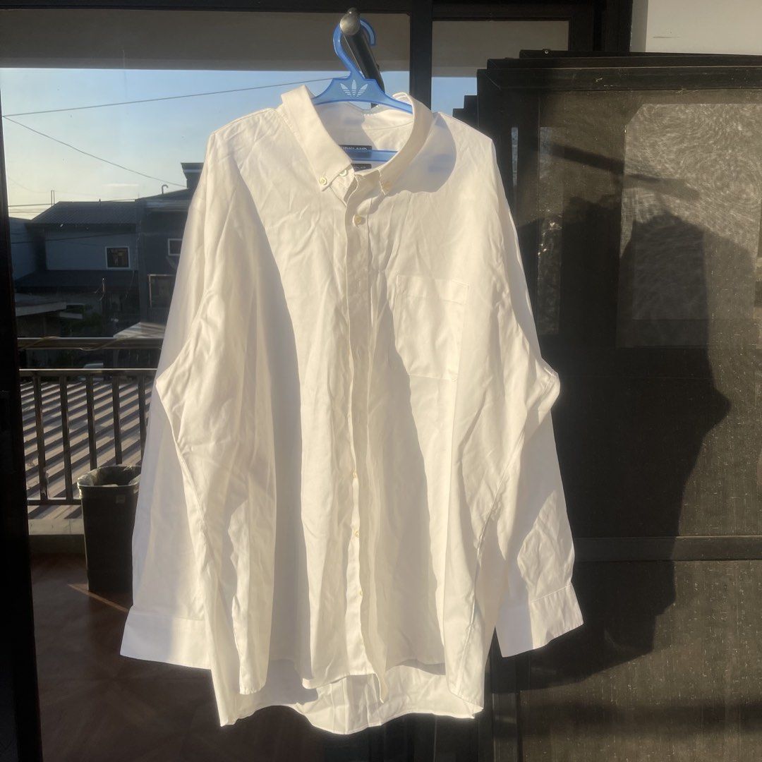 KIRKLAND Polo-longsleeve (Category: Tshirts & Polo Shirts ) located in Naic. Submitted by johnrell1234 (Listing ID 1436973813, Image 1). Description: 📐⬇️ Measurements: Width: 27” | Length: 33” | Sleeve length: 25 Color rate: 10/10 Brandnew Condition No issue.