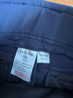 （分類：）位於 。 由 missyahk 提交（商品編號 1436909439，圖片 1）。簡介： 。
