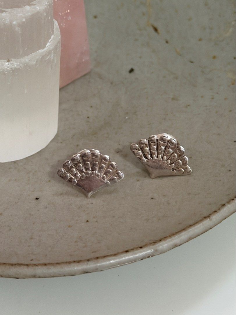 Lily Sterling Silver Earrings (Fan) (Category: Earrings) located in Quezon City. Submitted by hapidrops (Listing ID 1436882117, Image 1). Description: .