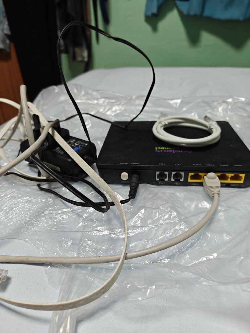 Linksys Router and Modem Set449616903815843841