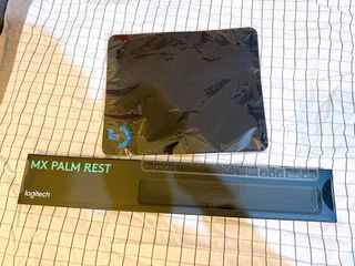 Logitech MX Palm Rest & Mousepad456875402550978560