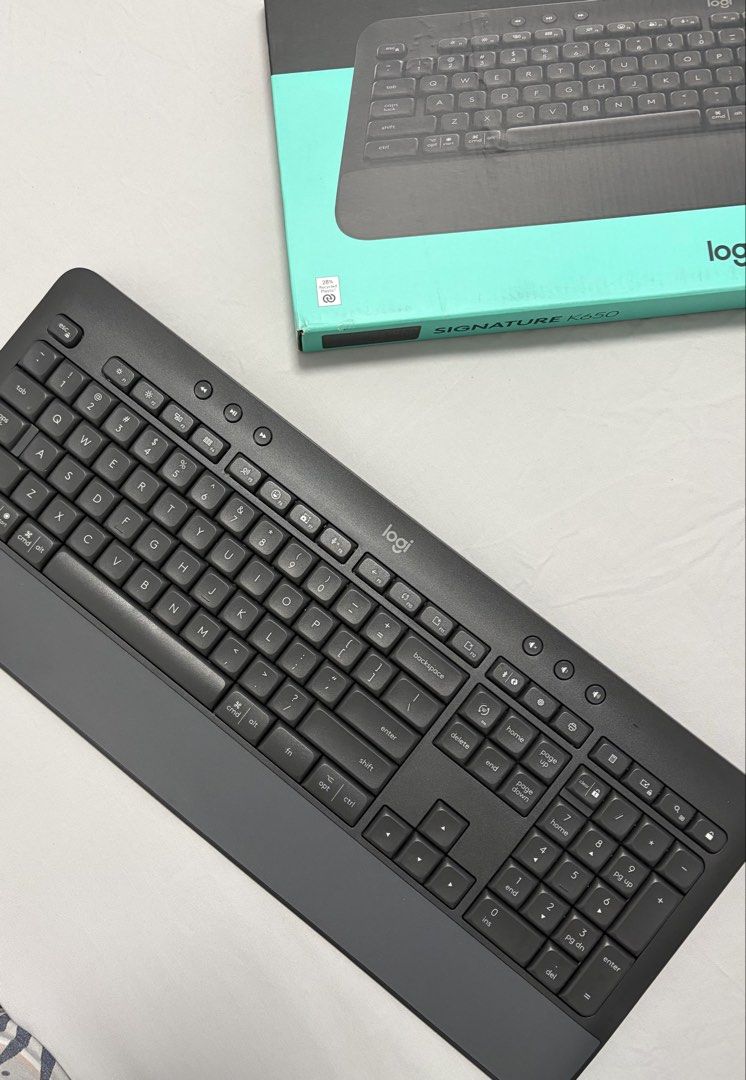 Logitech Signature K650 Wireless Keyboard449599060565053443