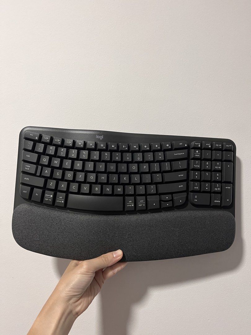 Logitech Wave Keys Wireless Ergonomic Keyboard449703082428344322