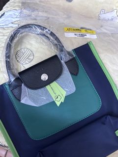 （分類：）位於 。 由 mon77trade 提交（商品編號 1436863924，圖片 1）。簡介： 。