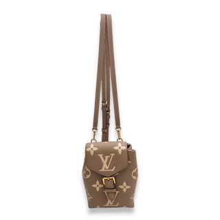 (Category: ) located in . Submitted by luxlexicon (Listing ID 1416895394, Image 1). Description: .
